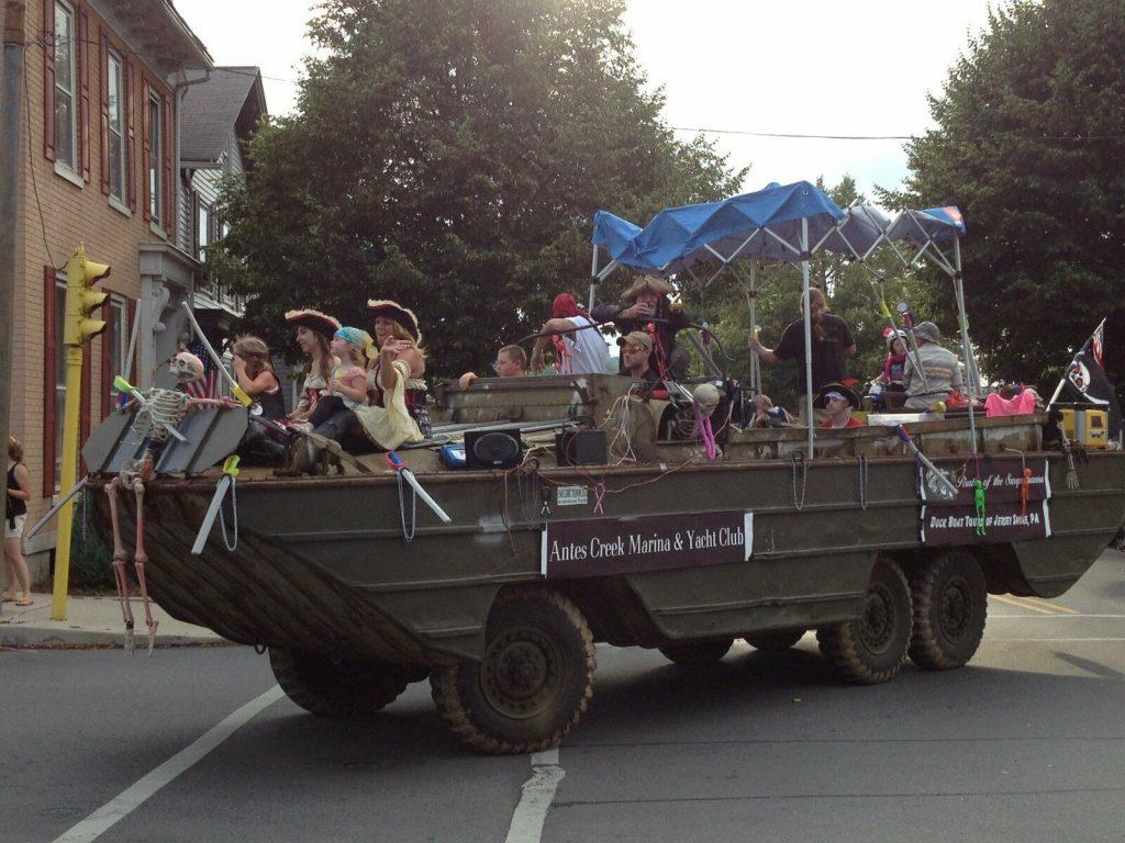 Amphibious vehicle Dukw 1945 GMC