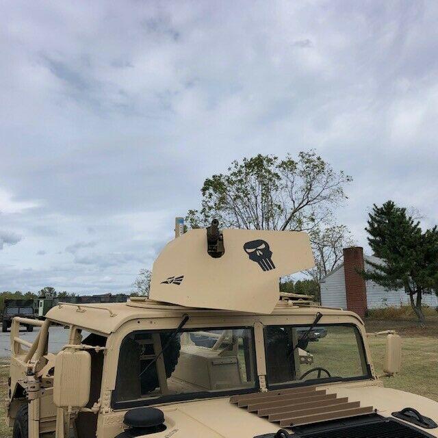 Hummer HUMVEE GUN