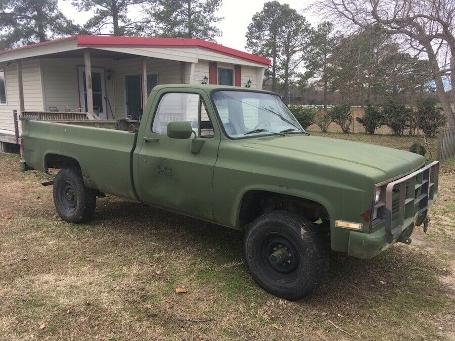 Chevrolet Military Pickup 6.2L