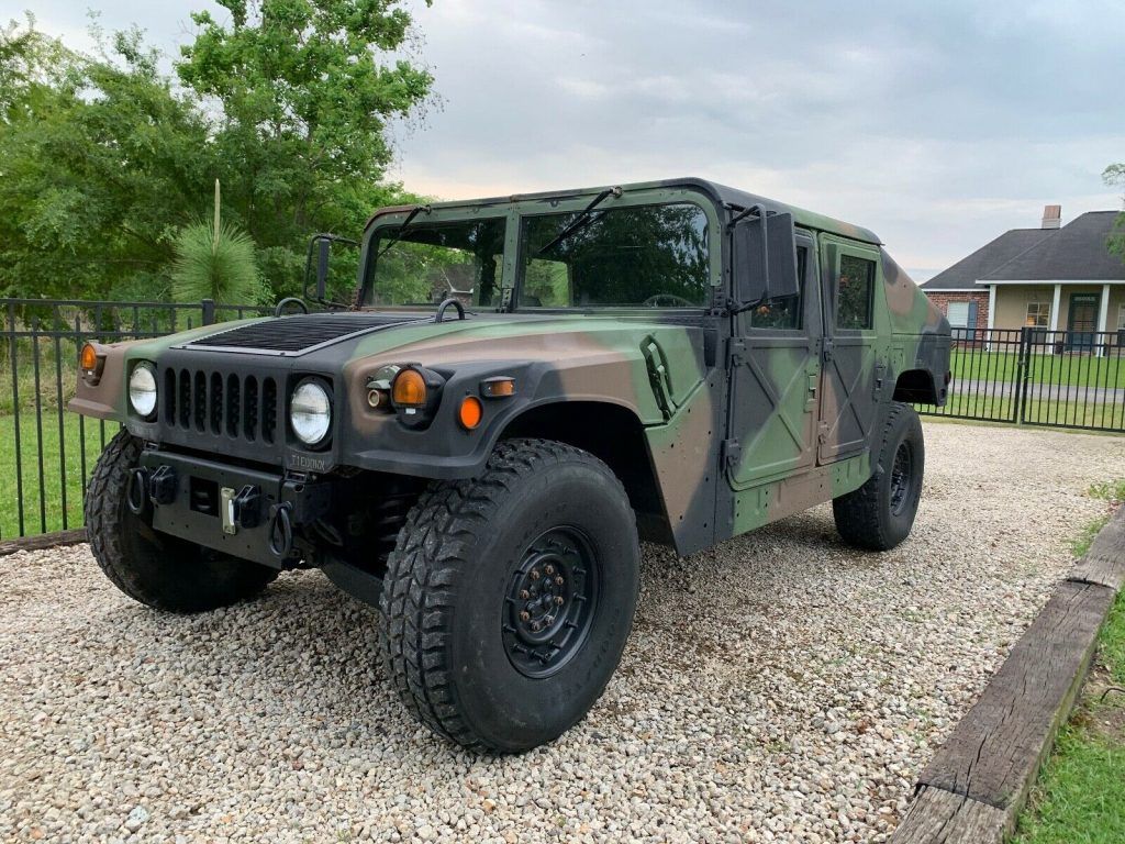 2001 AM General Humvee M1043A2