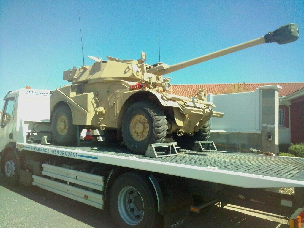 Panhard Aml/90 Eland