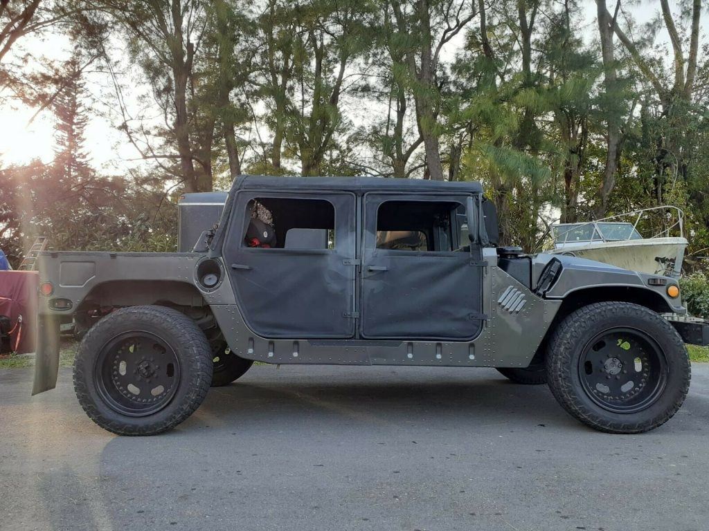 AM General Humvee