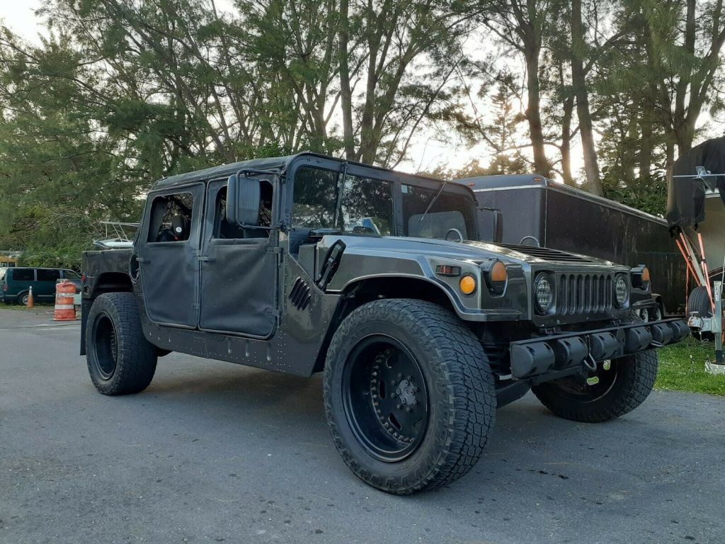 AM General Humvee