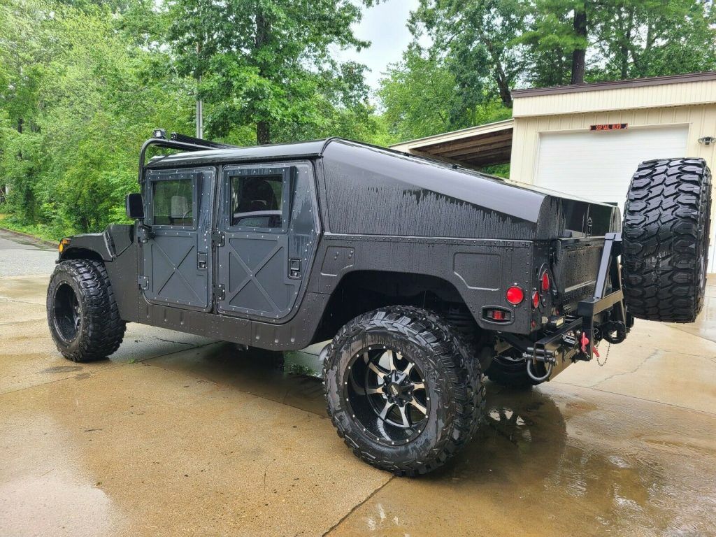 1995 M998 Humvee