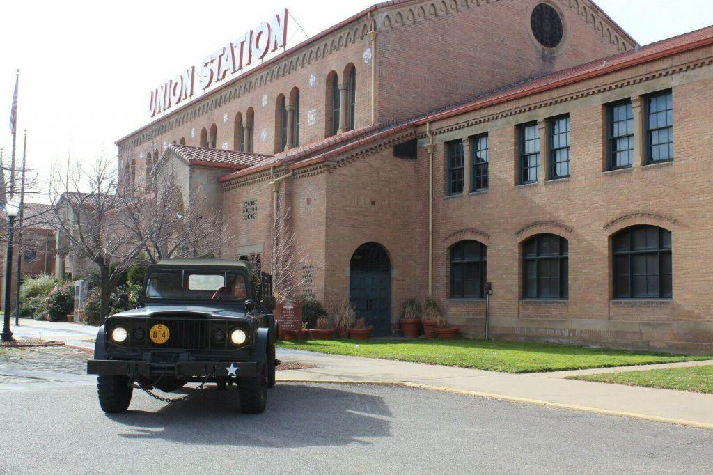 1967 Kaiser Jeep M715