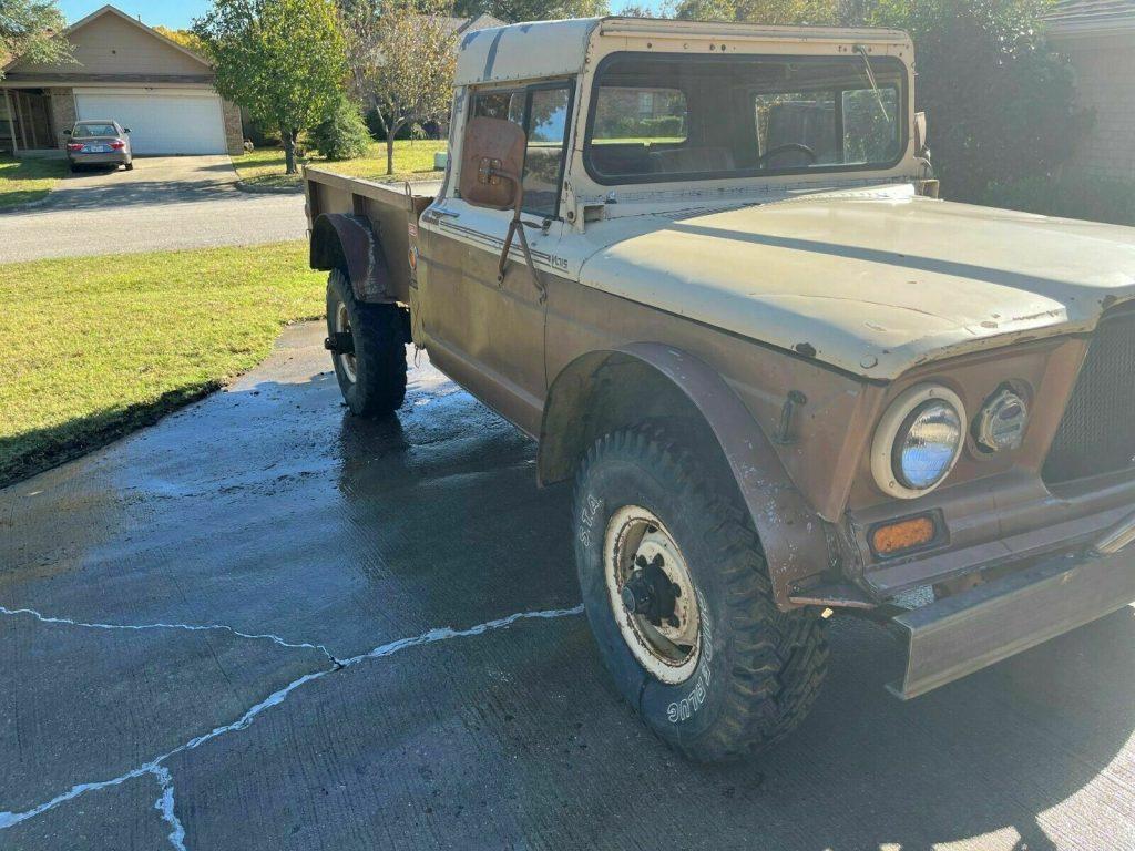 1968 Jeep M715