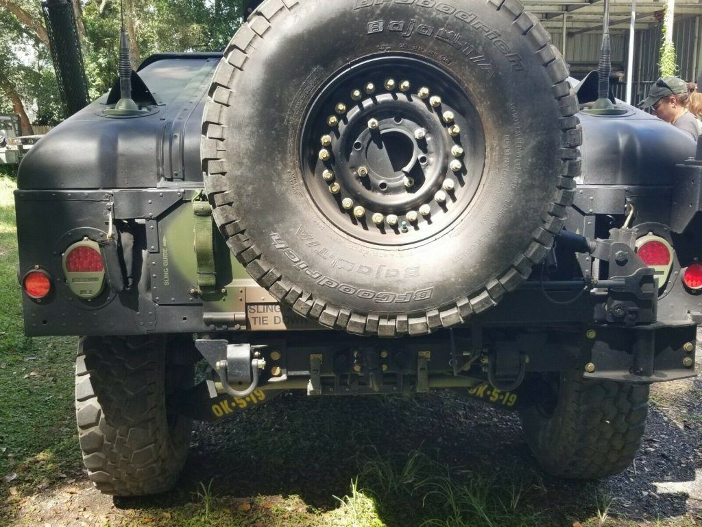 M1026 Hmmwv Weapons Carrier