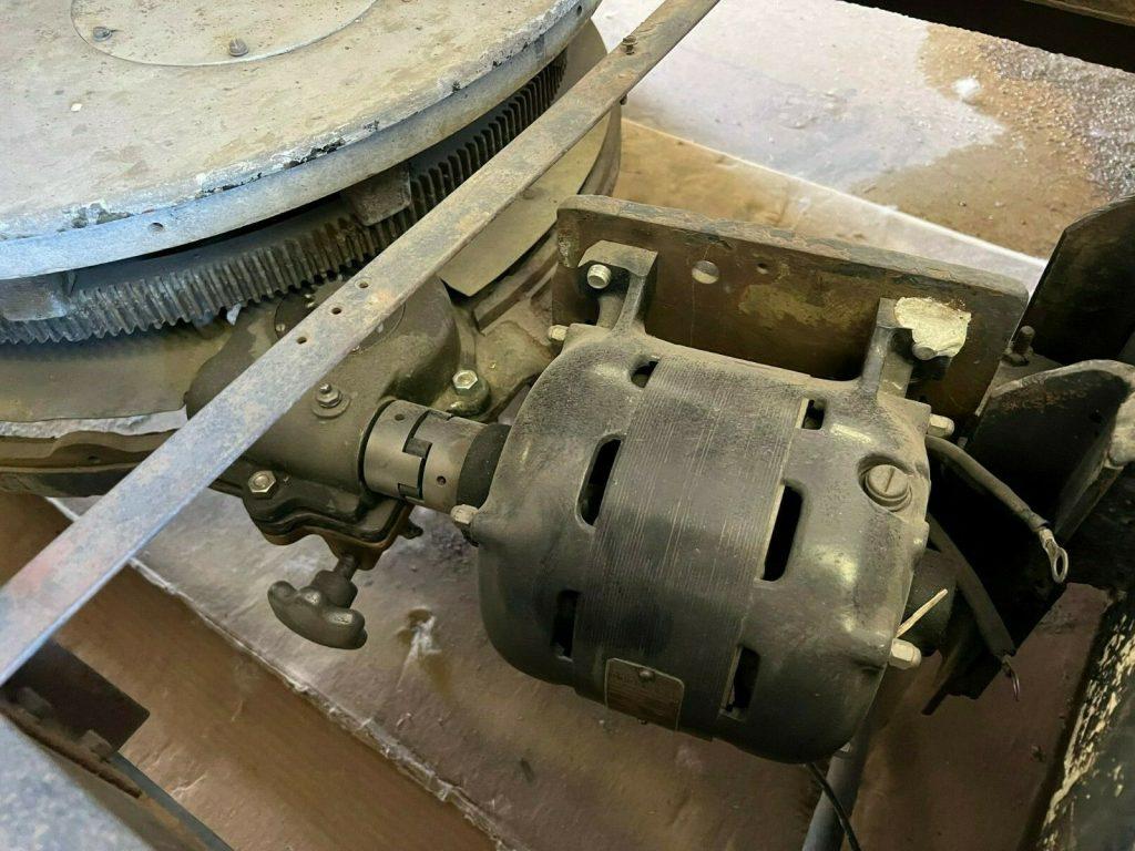 1941 Sperry 60-Inch Antiaircraft Searchlight