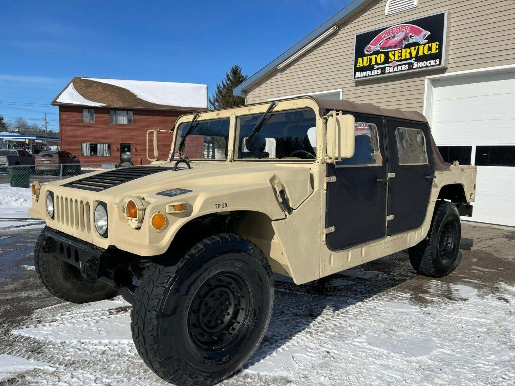 1991 AM General Humvee M998