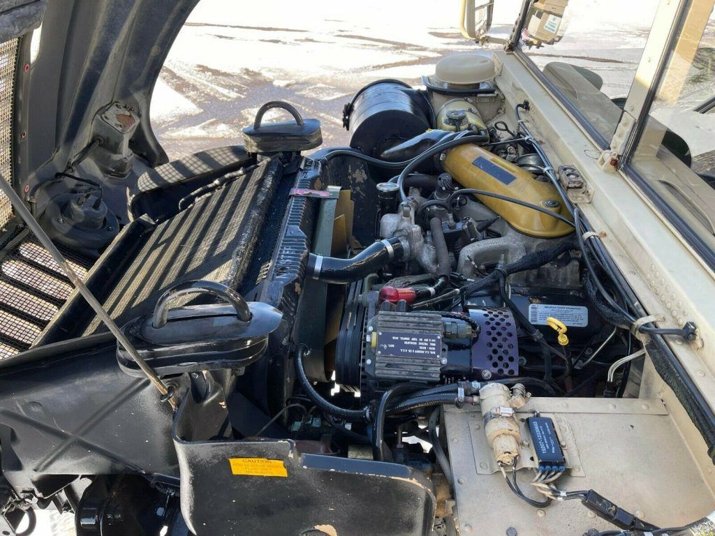 1991 AM General Humvee M998