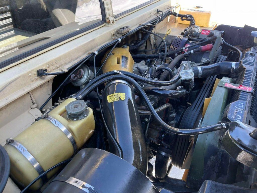 1991 AM General Humvee M998