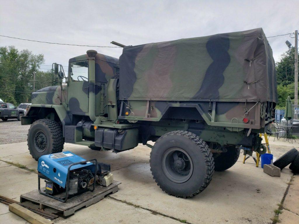 1991 M931A2 5 ton BMY Bobbed % ton 8.3 Cummings turbo