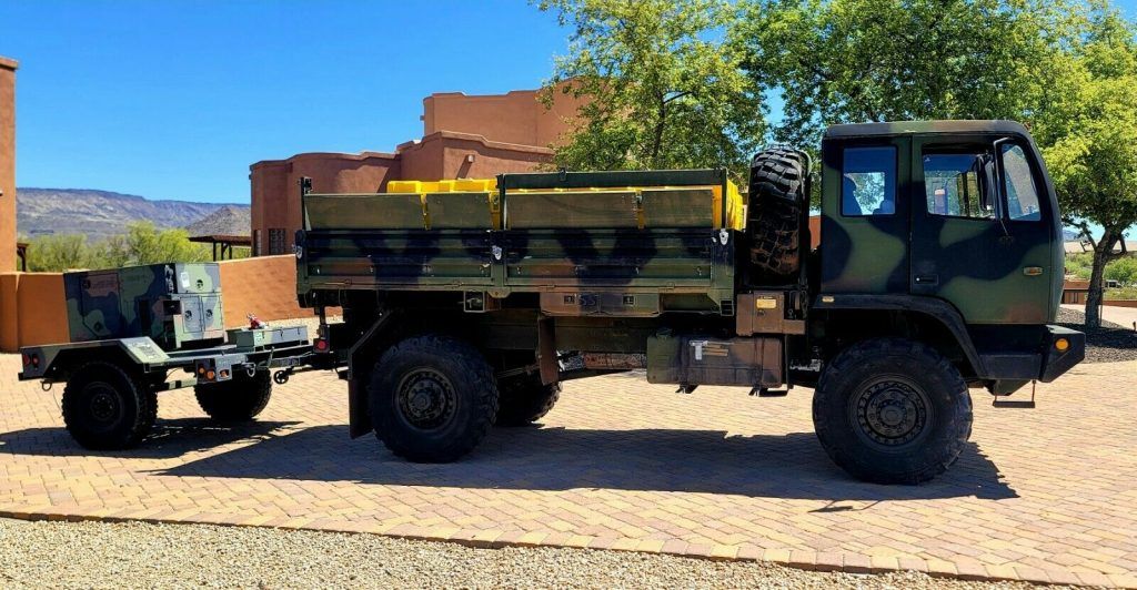 1998 Stewart AND Stevenson M1078 2 1/2 TON Cargo Truck WITH AS NEW GENERATOR