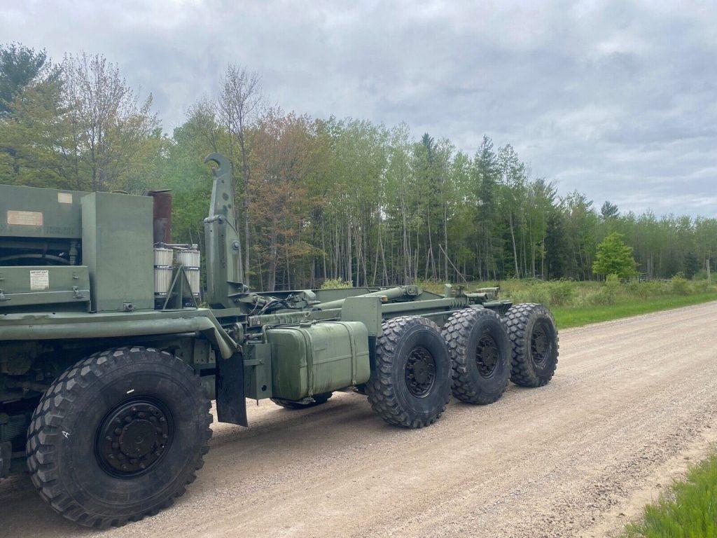 1990 Oshkosh M1074 PLS 10×10 Hook lift Container Mover W/winch Off Road Bugout