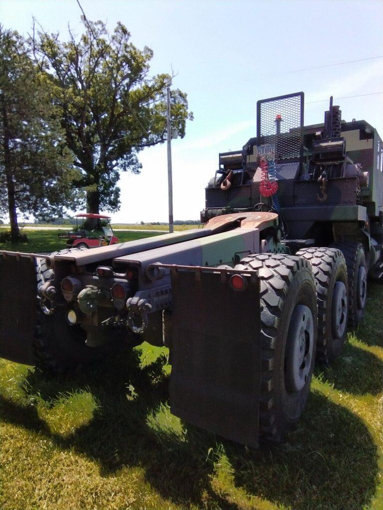 Oshkosh M1070