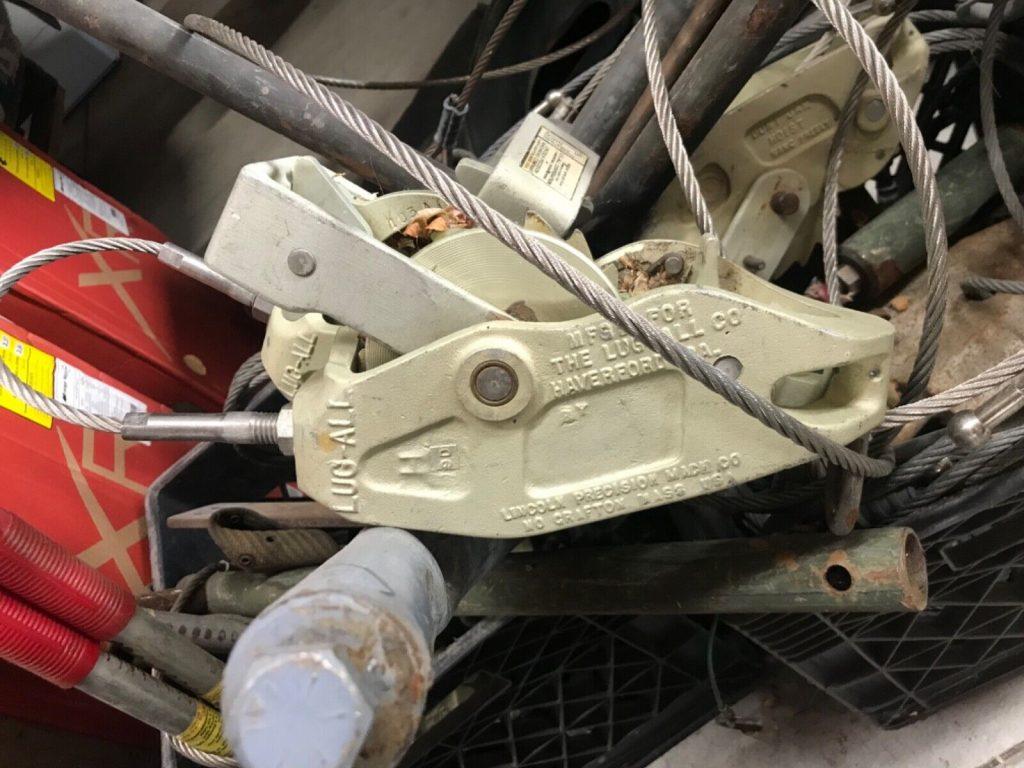 Mobile communications tower/ C. O. W. 118’ TRIEX