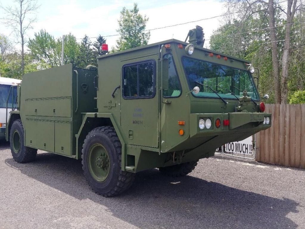 Oshkosh Military Vehicle 4×4 Fire Truck 900 Miles BUG OUT