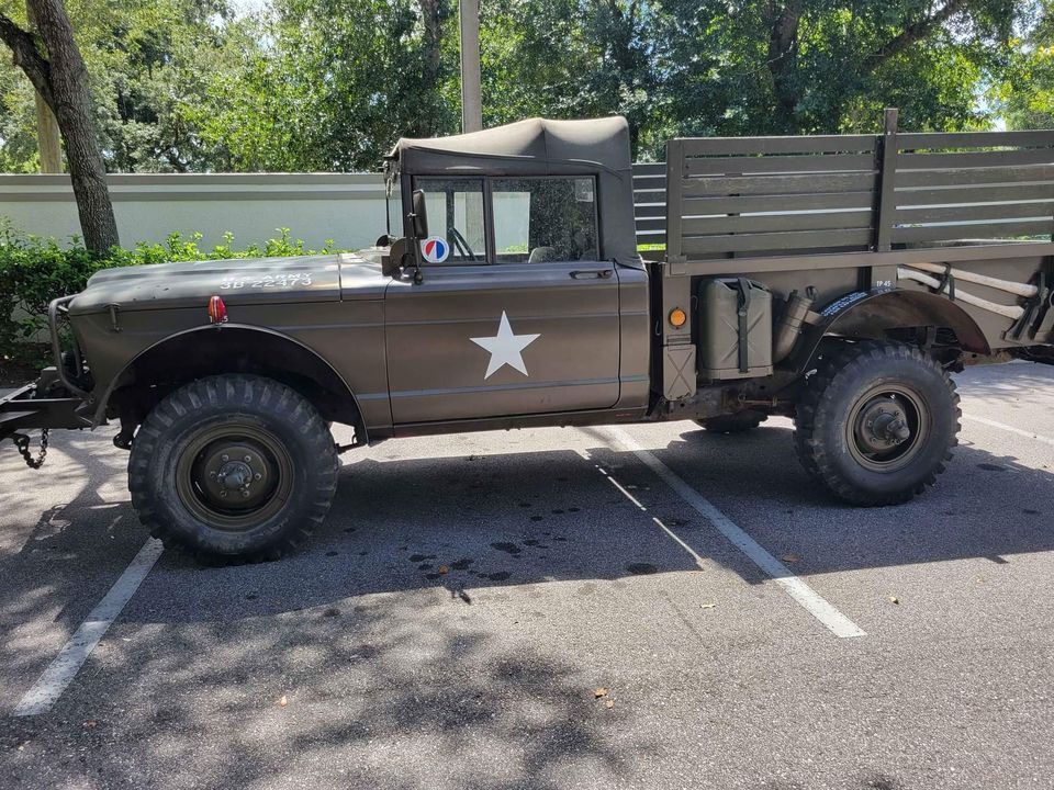 1968 Kaiser Jeep M715