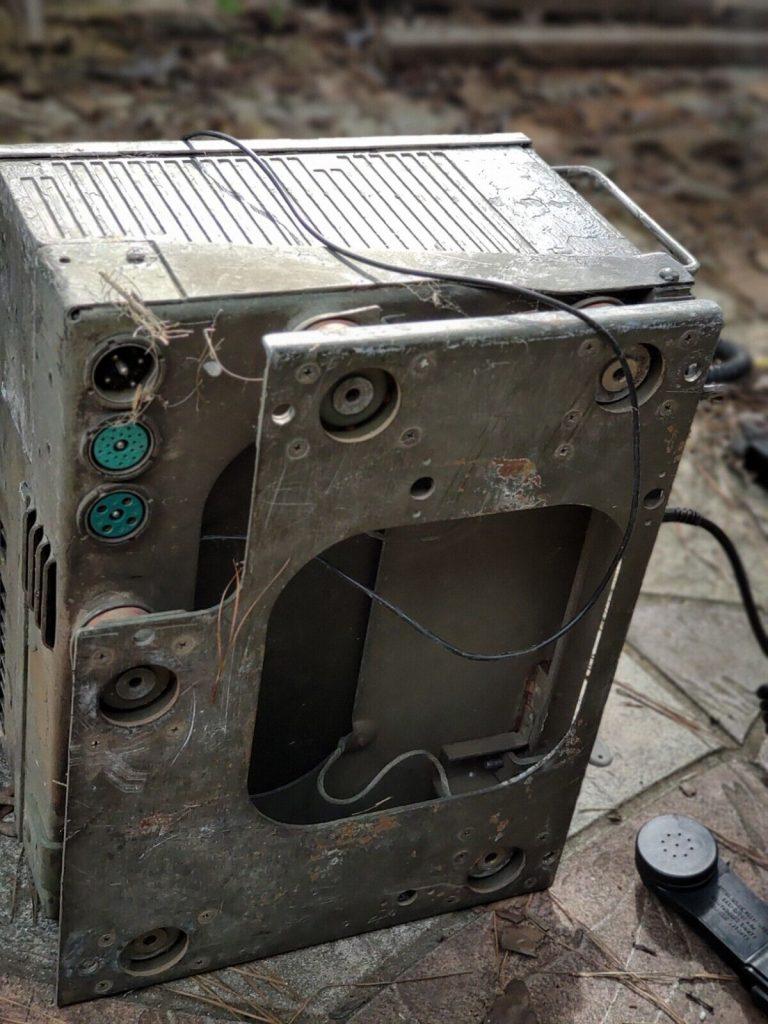 MILITARY RADIO RT-524 INCL MOUNT VRC-47 RT524 Vietnam Jeep M151 Humvee HMMWV