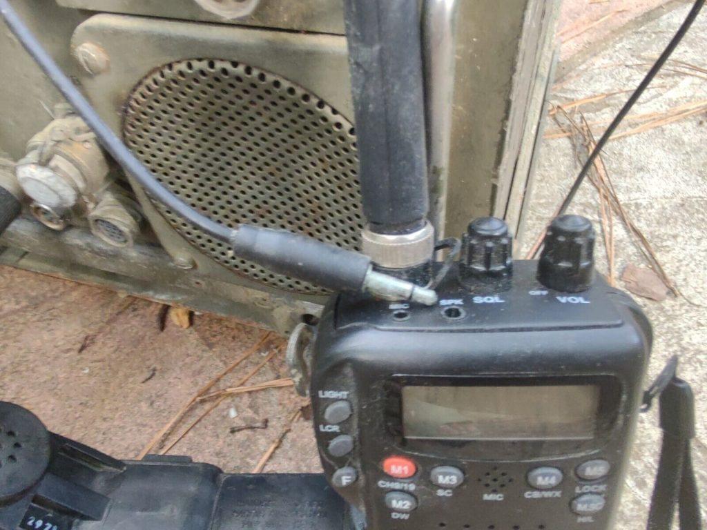 MILITARY RADIO RT-524 INCL MOUNT VRC-47 RT524 Vietnam Jeep M151 Humvee HMMWV