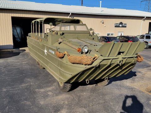 1945 DUKW WWII Military Vehicle Duck 2 1/2 ton 6&#215;6 Parade Ready for sale