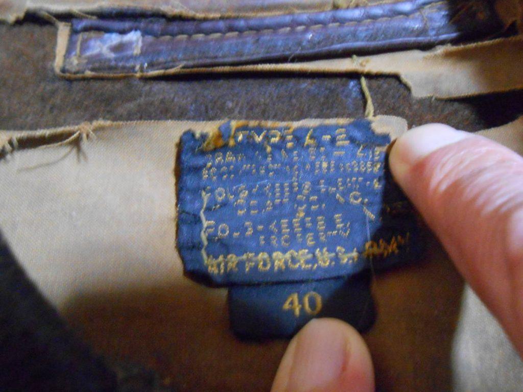 US Air A-2 Flight Jacket made by Poughkeepsie Us size 40 WW2 Military Pinup girl