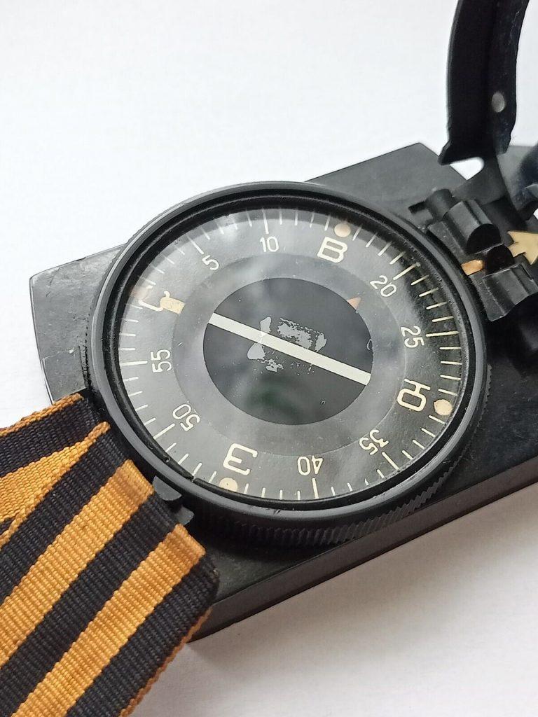 Military Trophy Compass Block from the Medal Russian Soldier War Ukraine 2022