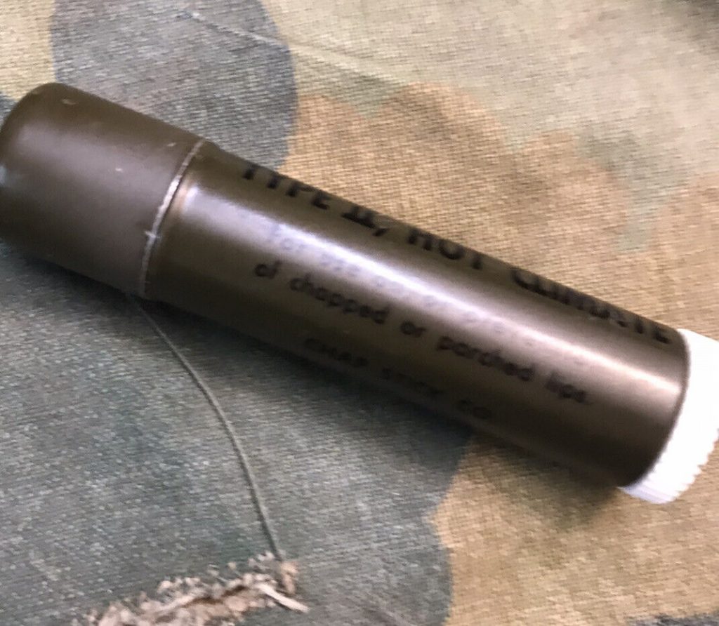 Unissued ‘68 Vietnam War US ARMY Lipstick Antichap TYPE II HOT Climate Chapstick