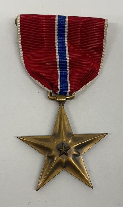 Original Bronze Star Medal In 1945 Box