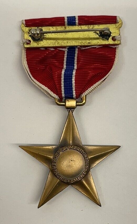 Original Bronze Star Medal In 1945 Box