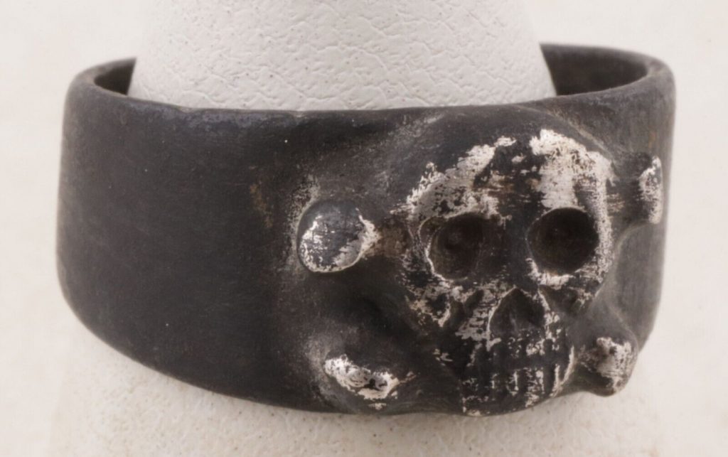 Ring Skull Bones Crossbones ww1 WWI ww2 WWII Special Force Soldiers Amulet Jewel