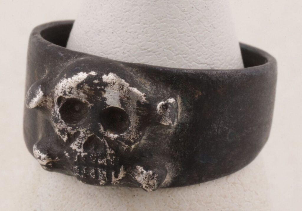 Ring Skull Bones Crossbones ww1 WWI ww2 WWII Special Force Soldiers Amulet Jewel