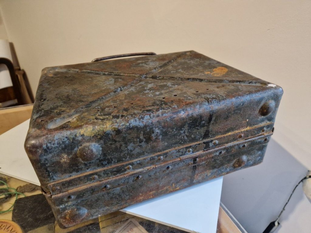 WWII WW2 German Wermacht Original Metal Box