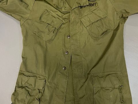 US Army 1969 Tropical Jungle Slant Pocket Coat Large Long no tags Vietnam Era for sale