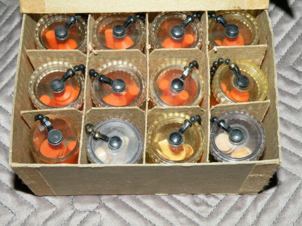 1973 Vietnam WAR Unissued Pilot Earplugs, CASE & Chain–Helicopter Aviation USAF