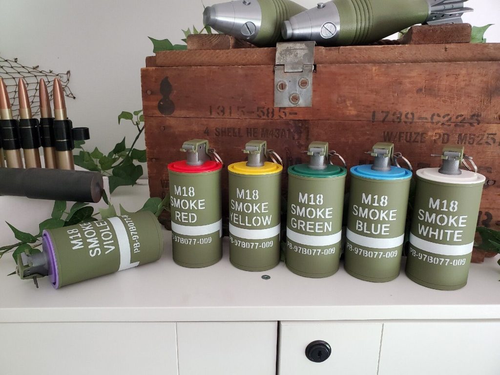 Dummy M18 Colored Smoke Grenade – Fake Prop Costume Cosplay Replica