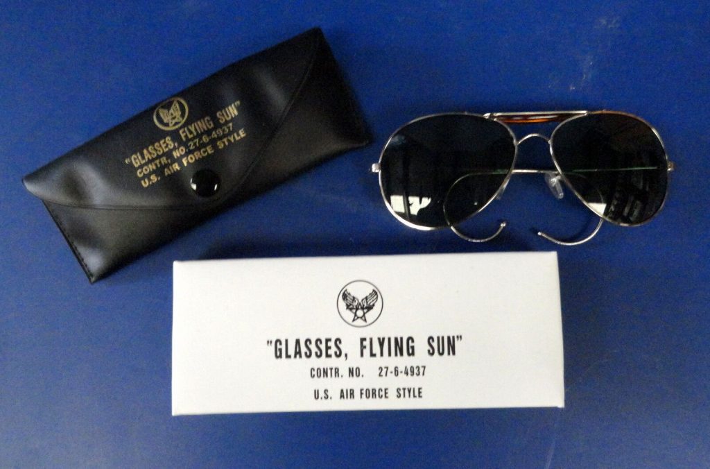 Pilot’s Flying Sunglasses W/carrying CASE