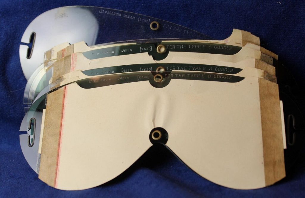 WW II US ARMY AIR Force Lenses & CASE FOR B-8 Fyling Goggle