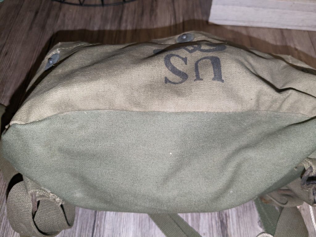 WWII Lightweight Service Mask Gasmask With Bag