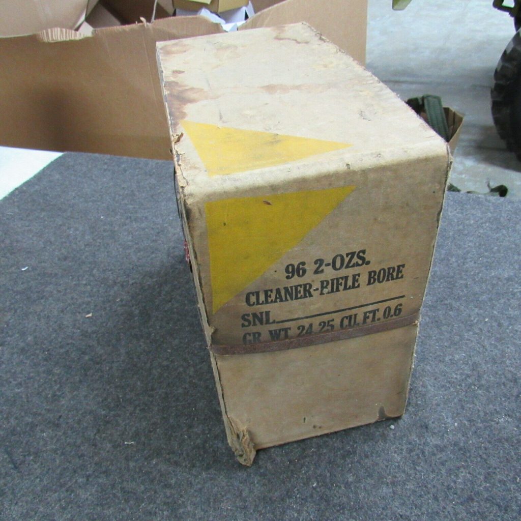 US GI NOS 1943 WWII Dated Rifle Bore Cleaner in 2 oz cans