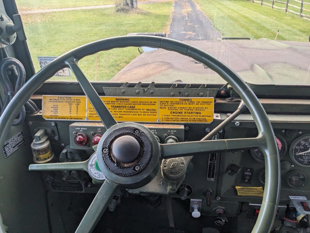 Military Trucks for Sale, Snow Plow Truck, M931a2 5 Ton with Spreader and