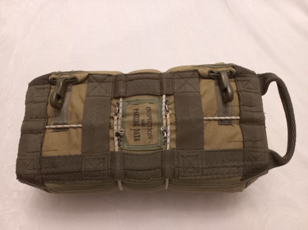 Vintage WWII T-5 Chest Reserve Parachute Pack Airborne Paratrooper D-Day