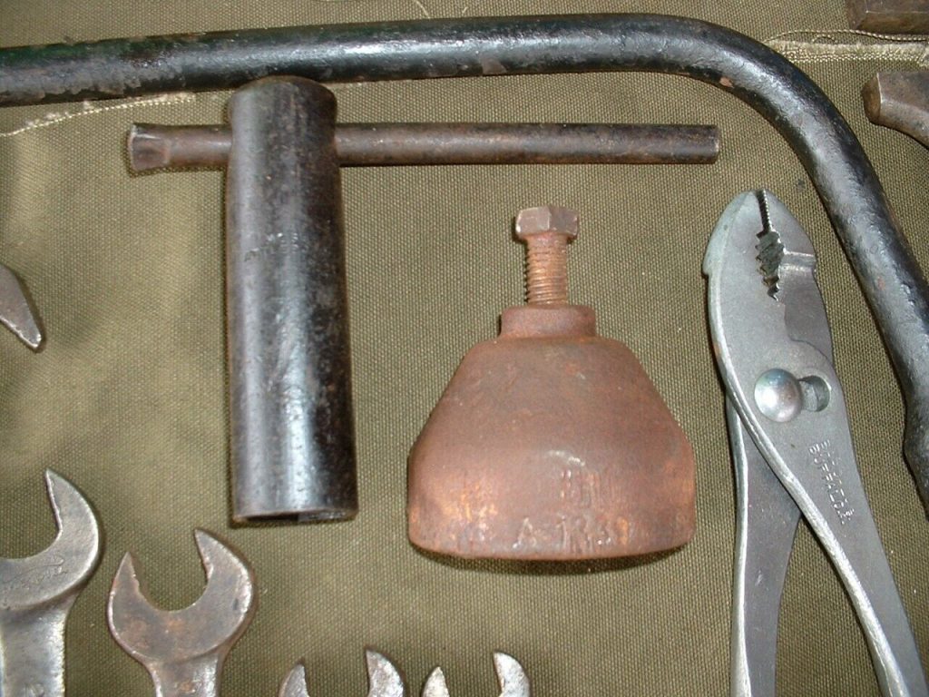 WW2 Willys MB or Ford GPW JEEP JACK with Tool Kit 1942,43,1944, Army, Wwii