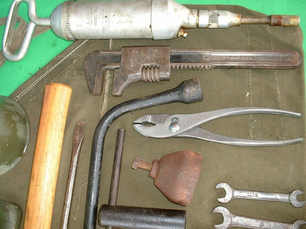 WW2 Willys MB or Ford GPW JEEP JACK with Tool Kit 1942,43,1944, Army, Wwii