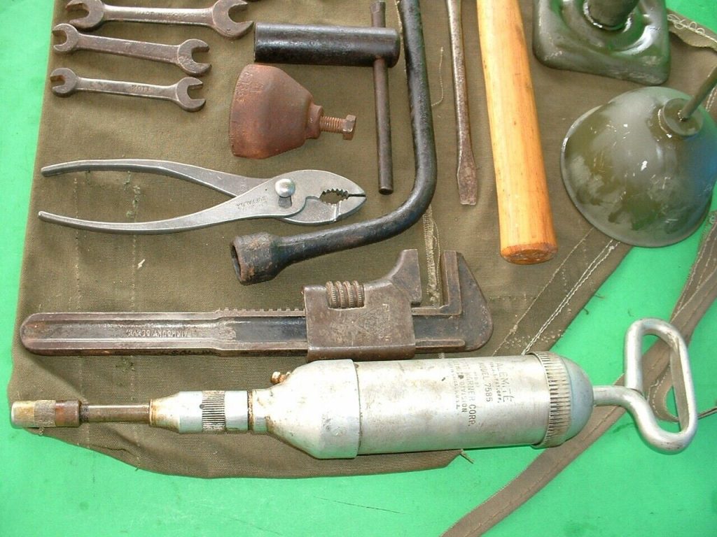 WW2 Willys MB or Ford GPW JEEP JACK with Tool Kit 1942,43,1944, Army, Wwii