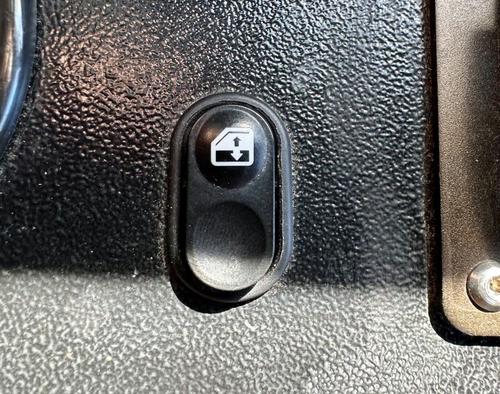 2001 Am General Hmmwv Humvee M1097a2