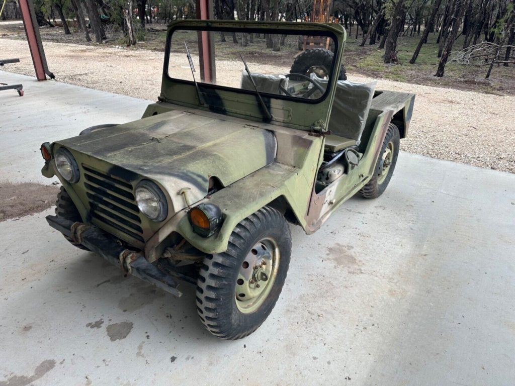 Uncut Am General 1971 M151a2 MUTT US Army Tech Manual Included