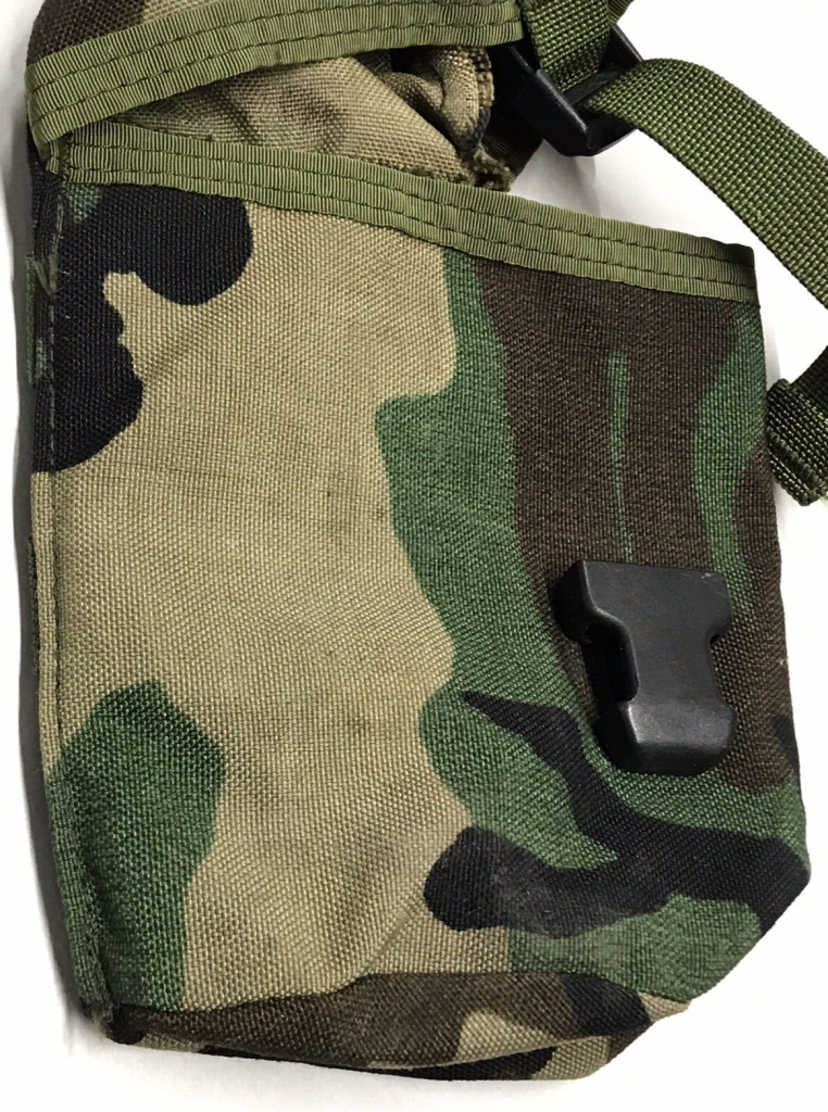 M81 Woodland Molle Canister Pocket USMC