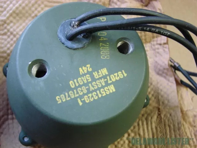 US Military Army Truck/humvee/jeep Metal Taillight Tail/brake Light Cats Eye NOS