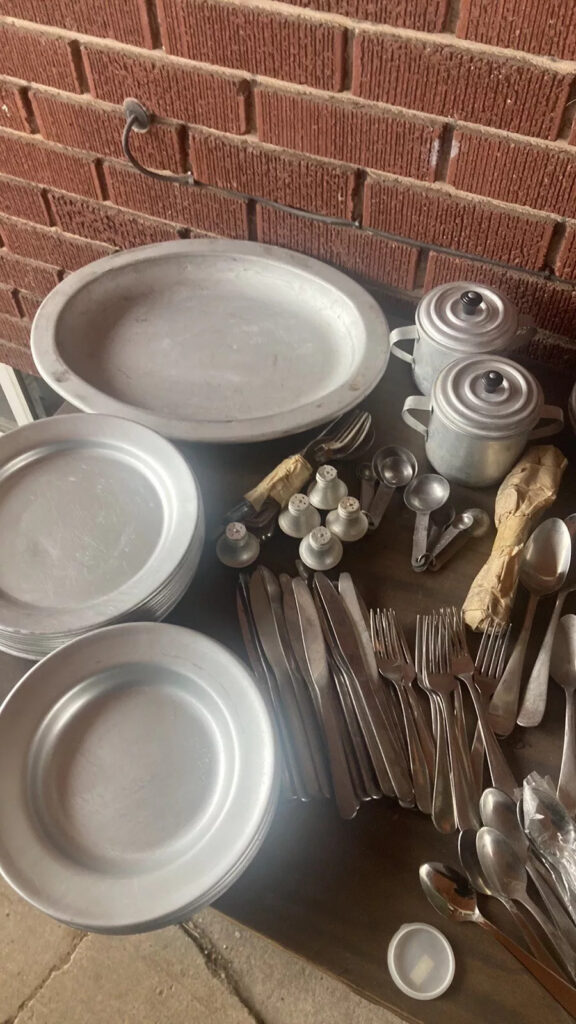 WW Officers Mess Kit